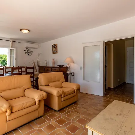 Casella - Ghi302 By Interhome *