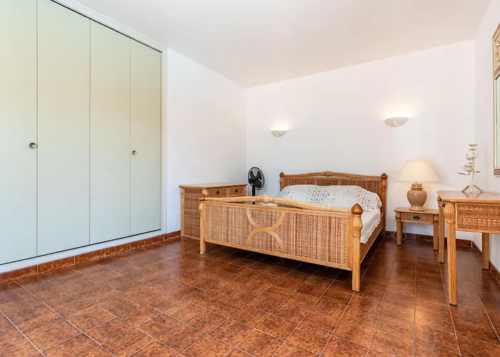 Casella By Interhome Prunelli-di-Fiumorbo